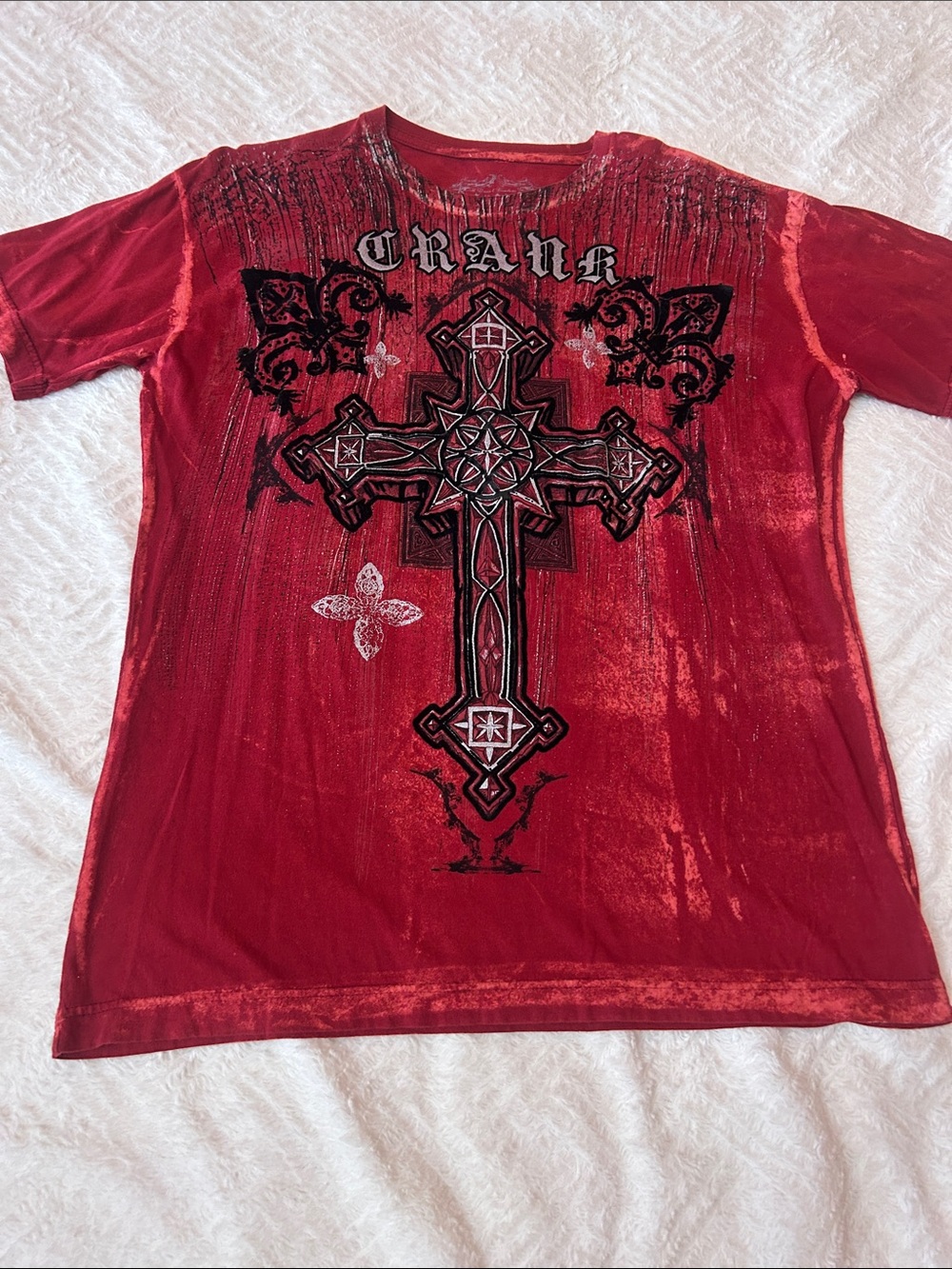 Red Short Sleeve Graphic Tee with Ornate Cross - Picture 1 of 7